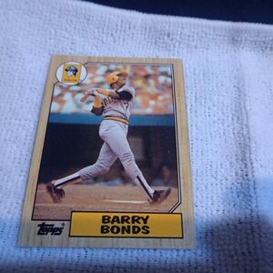 Topps Barry Bonds Card with Yellow and Black Accents